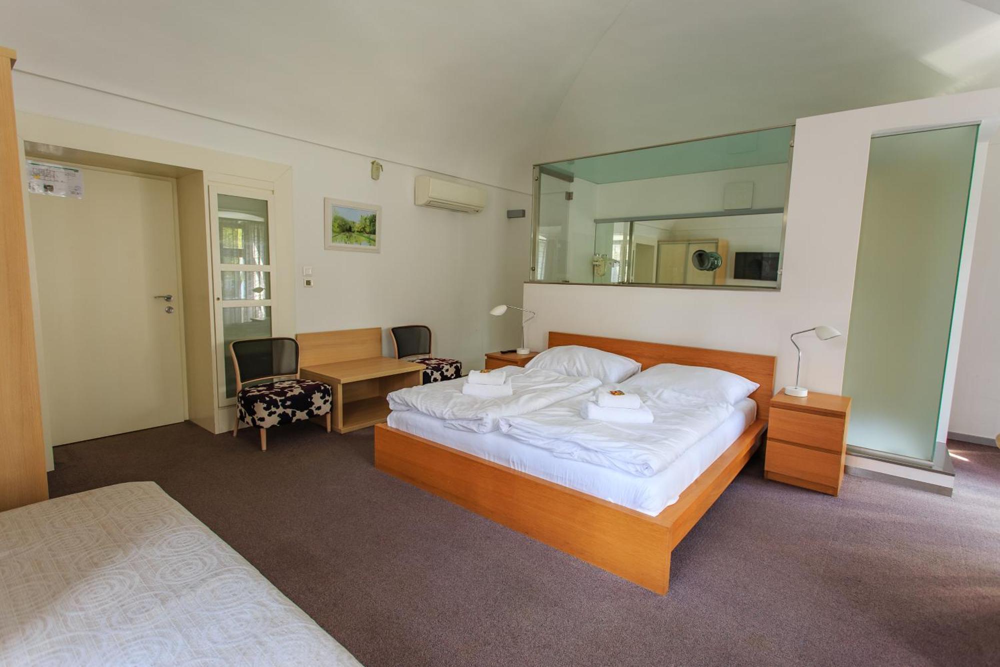Hotel Villa Necas Žilina Extérieur photo