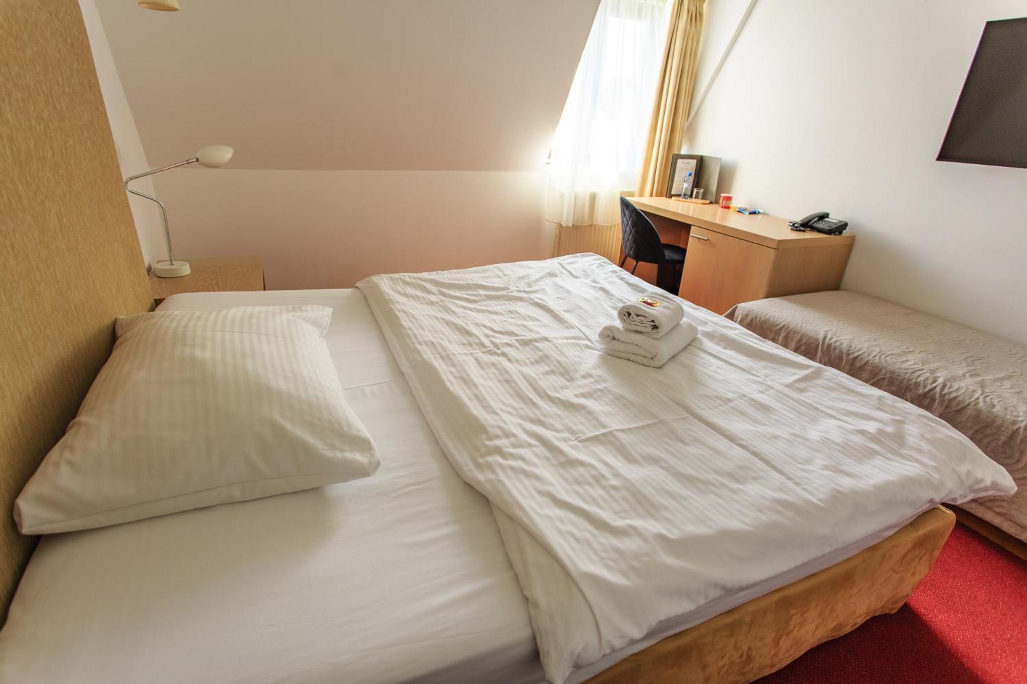 Hotel Villa Necas Žilina Extérieur photo