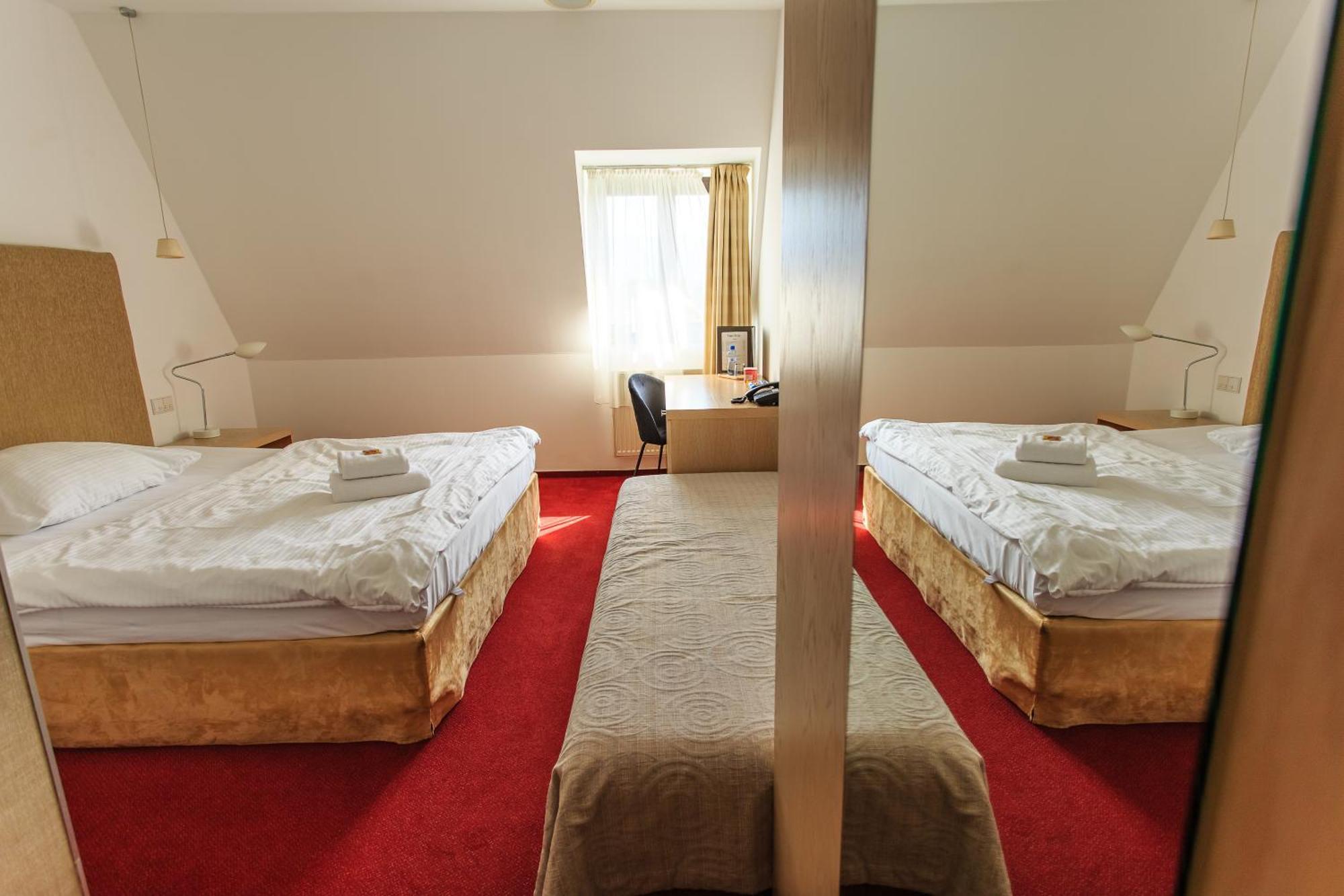 Hotel Villa Necas Žilina Extérieur photo